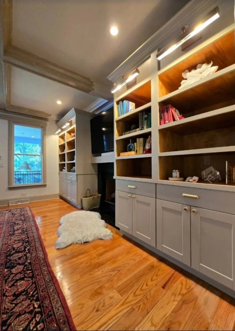 Illuminated display shelving with lower cabinetry